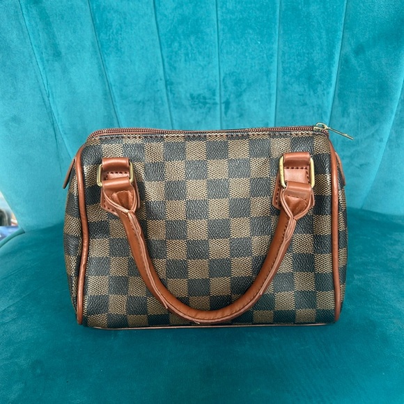 Handbags - Small checkered purse